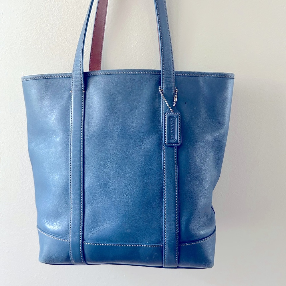 Vintage Coach 5187 Leather Bucket Bag